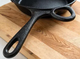 Cast iron handle detail